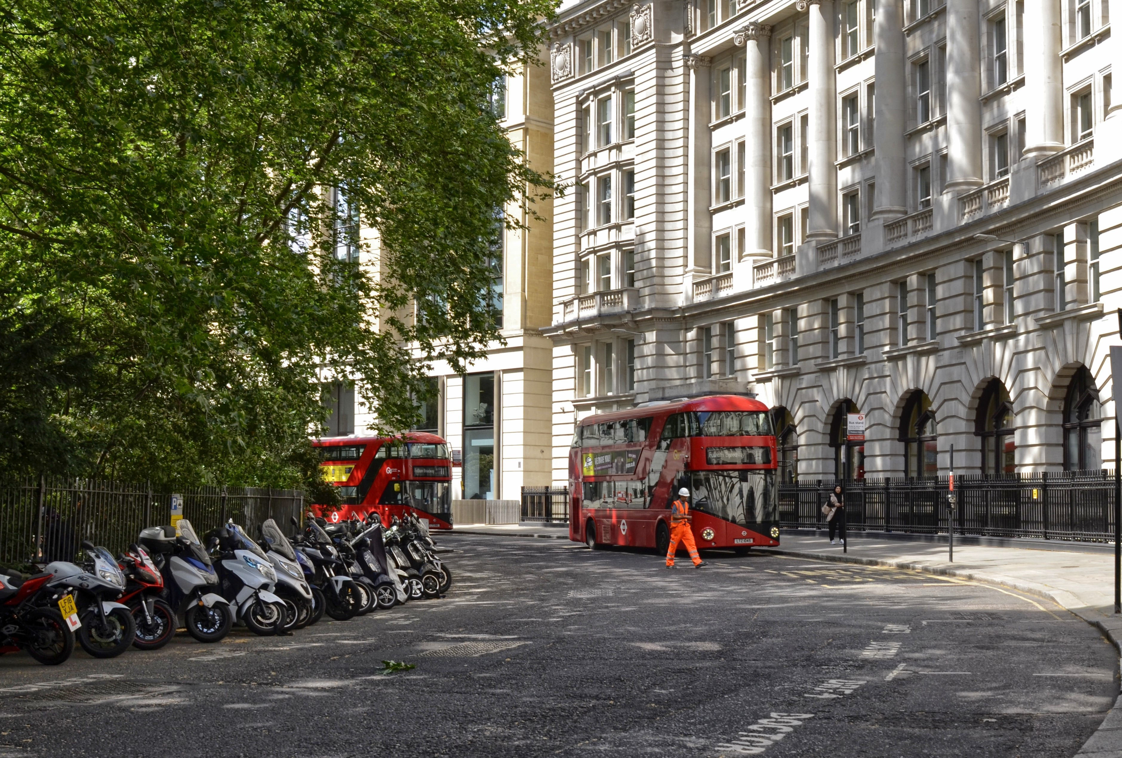 Finsbury Square (FSQ)